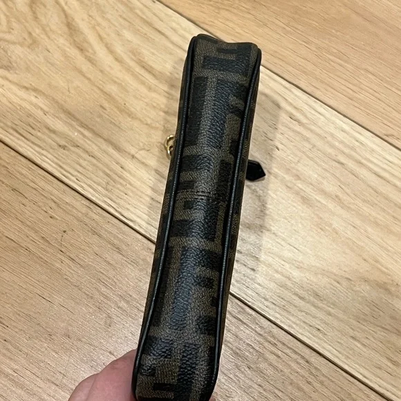 Authentic Fendi Small Leather Pouch Bag - Picture 8 of 10